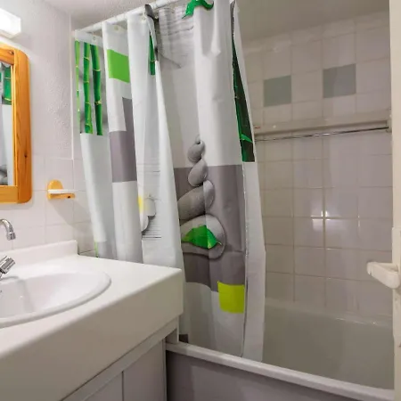 Apartment Cosy 4 Pers Avec Parking, Terrasse, Local A Skis - Fr-1-403-21